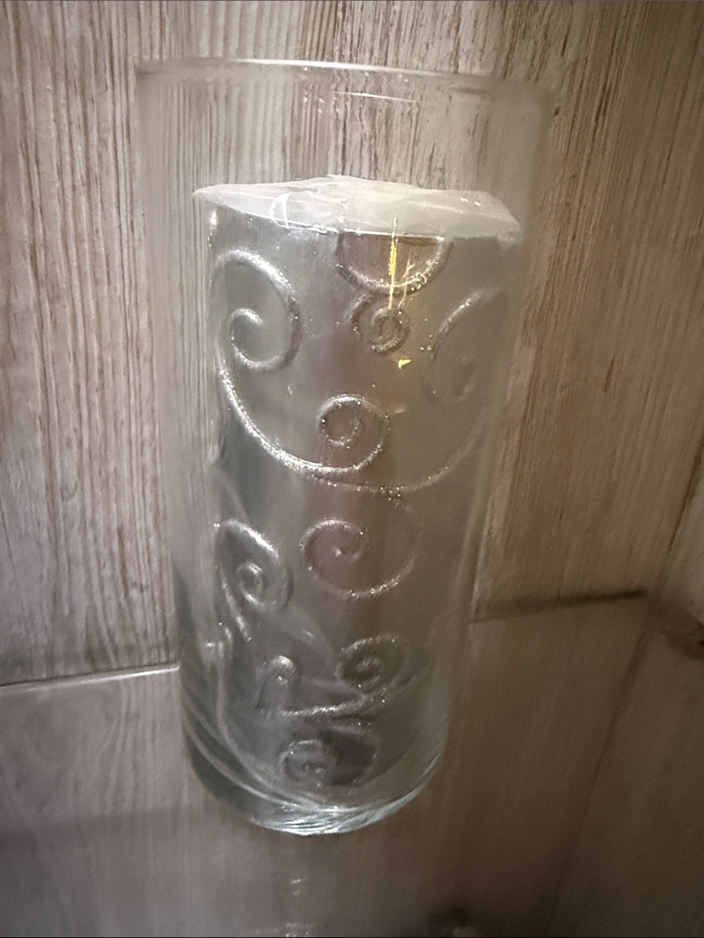 zestt Silver Glass Swirl Pillar Candle Holder